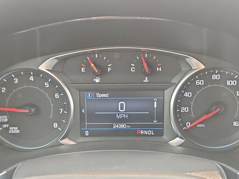 Used 2024 Chevrolet Equinox LS w/ LS Convenience Package FWD image 16