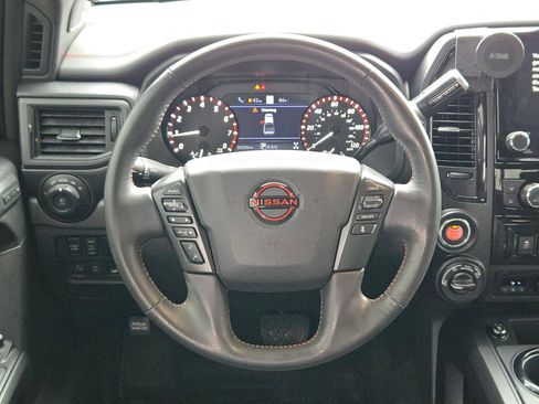 Used 2024 Nissan Titan PRO-4X w/ Pro-4x Convenience Package AWD/4WD image 20
