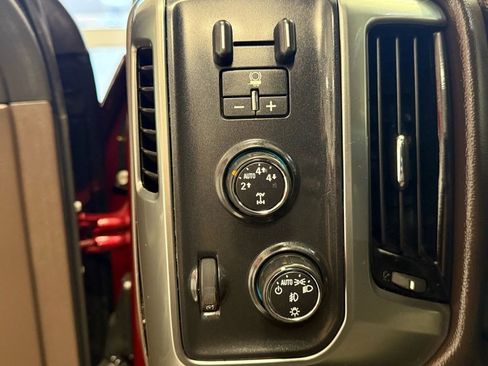 Used 2016 Chevrolet Silverado 1500 LT w/ All Star Edition image 20