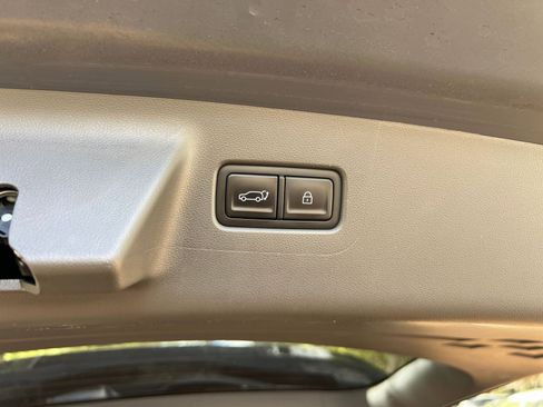 Used 2025 Hyundai Santa Fe SEL image 21