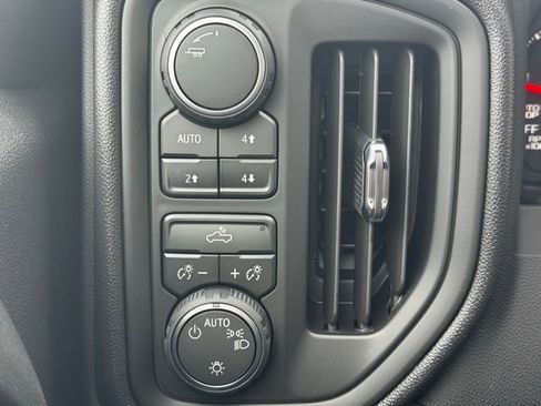 New 2026 Chevrolet Silverado 1500 Custom Trail Boss AWD/4WD image 27