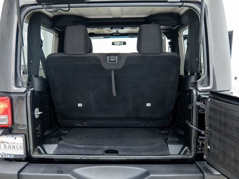 Used 2018 Jeep Wrangler Sport AWD/4WD image 54