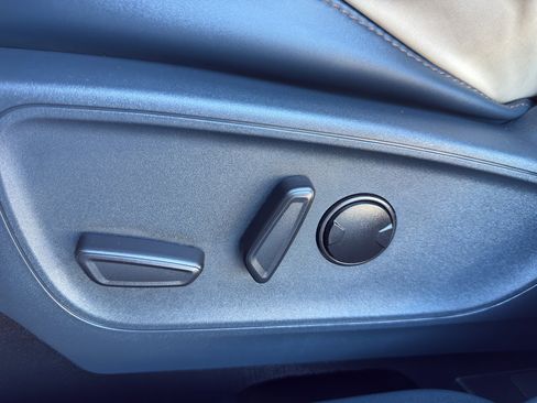 Certified 2024 Ford Maverick Lariat image 20