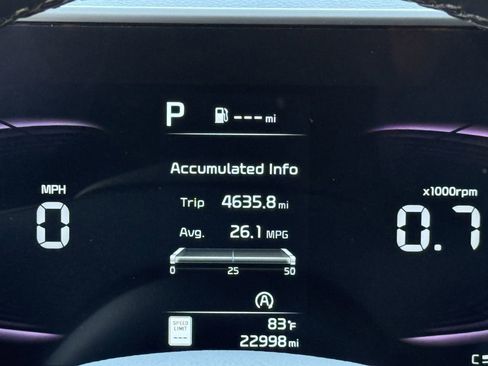 Used 2023 Kia Sportage EX image 14