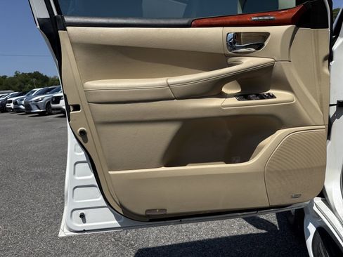 Used 2008 Lexus LX 570 4WD image 21