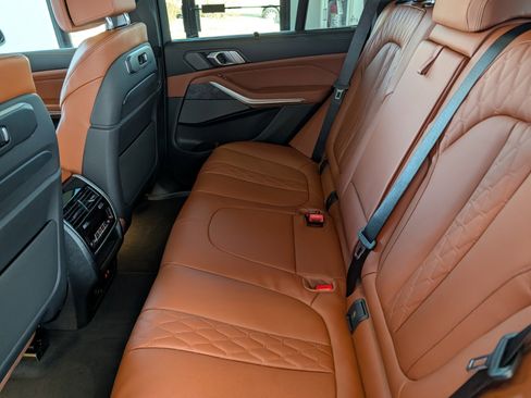 New 2026 BMW X5 xDrive40i w/ Executive Package image 13