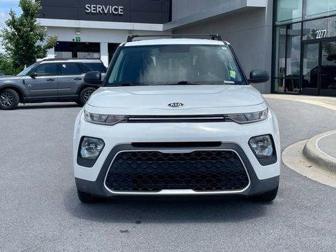 Used 2020 Kia Soul LX FWD image 2