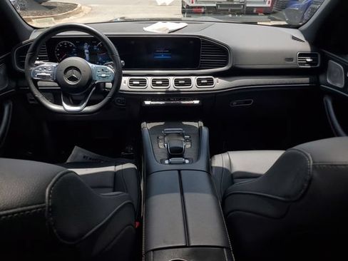 Used 2023 Mercedes-Benz GLS 450 4MATIC image 20
