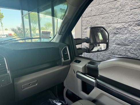 Used 2018 Ford F150 XLT AWD/4WD image 21