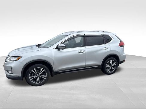 Used 2017 Nissan Rogue SL w/ SL Premium Package AWD/4WD image 2