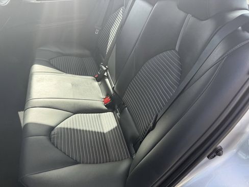 Used 2024 Toyota Camry SE image 28