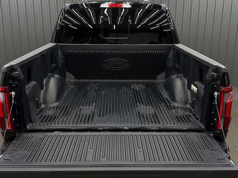 Used 2026 Ford F150 Lariat w/ Equipment Group 502A High AWD/4WD image 17