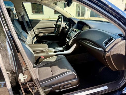 Used 2019 Acura TLX V6 SH-AWD w/ Advance Package image 12