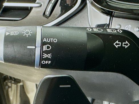 Used 2024 INFINITI QX60 Luxe w/ Performance Audio Package image 11