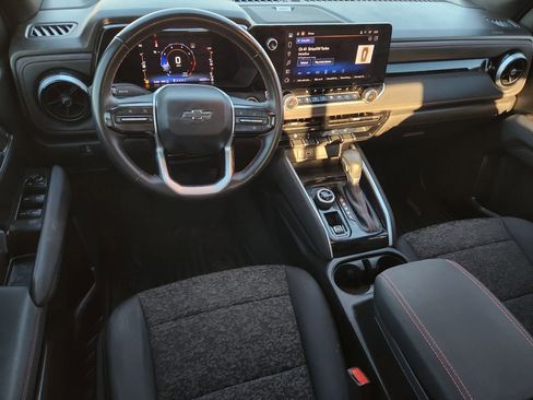 Used 2023 Chevrolet Colorado Z71 w/ Z71 Convenience Package 2 image 30