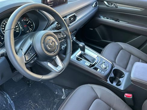 New 2025 MAZDA CX-5 Signature image 10