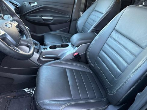 Used 2016 Ford Escape SE w/ SE Leather Comfort Package image 23