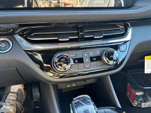 New 2026 Buick Envista Sport Touring FWD image 24