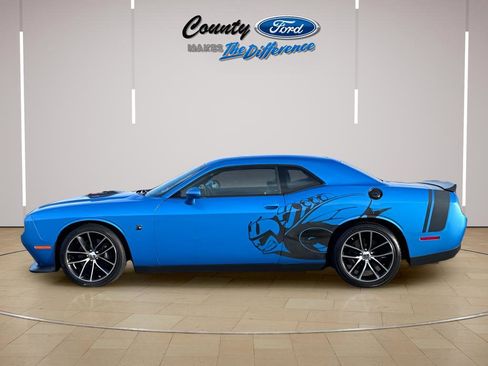 Used 2016 Dodge Challenger R/T Scat Pack image 3