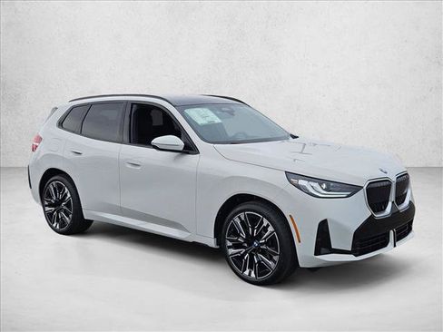 Used 2026 BMW X3 xDrive30i w/ M Sport Package AWD/4WD image 3