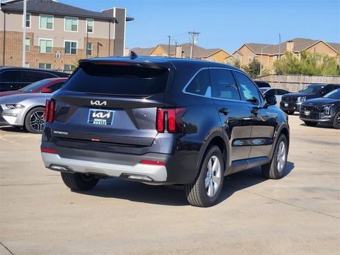 New 2026 Kia Sorento LX image 3