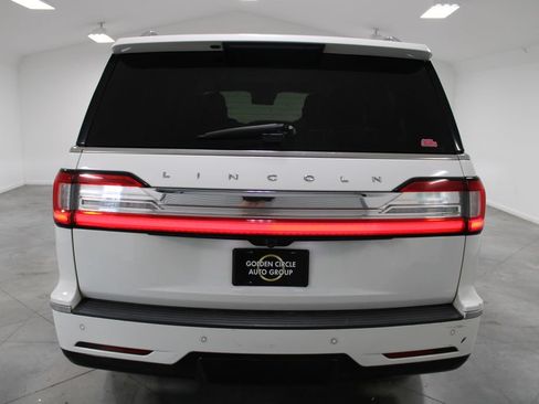 Used 2020 Lincoln Navigator L Reserve w/ Luxury Package AWD/4WD image 8