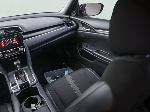 Used 2020 Honda Civic Sport image 29