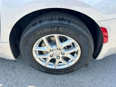 New 2026 Chrysler Voyager LX FWD image 11