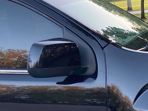 Used 2019 GMC Canyon SLE w/ Driver Alert Package image 18