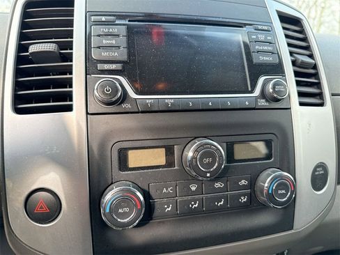 Used 2017 Nissan Frontier SV w/ SV Value Truck Package image 12