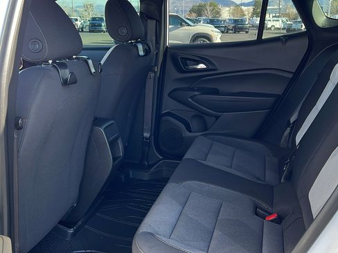 Used 2024 Chevrolet Trax RS image 13