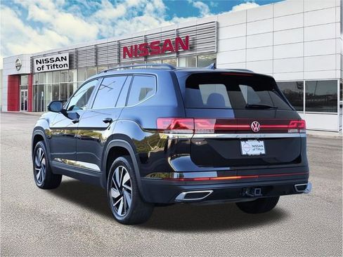 Used 2025 Volkswagen Atlas SE FWD image 6