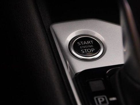 Used 2025 Nissan Altima 2.5 SV image 14