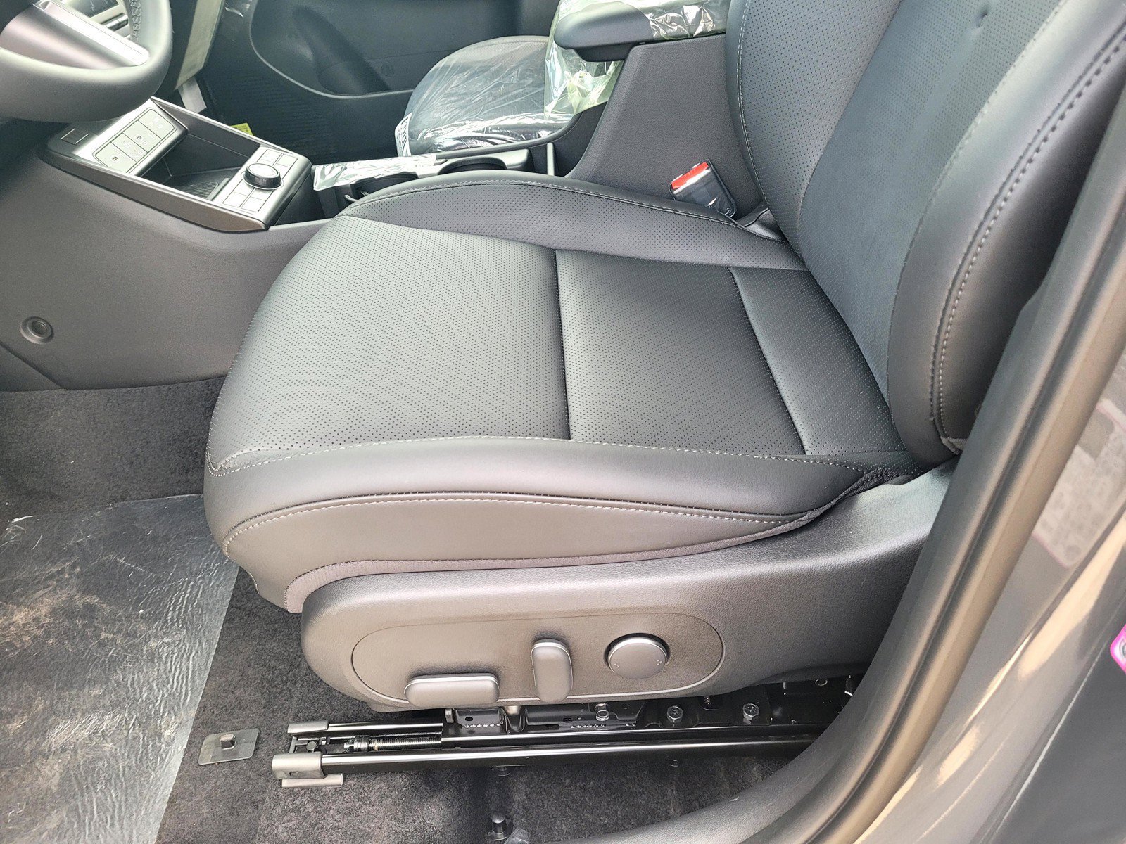 New 2026 Hyundai Kona SEL Premium FWD image 15