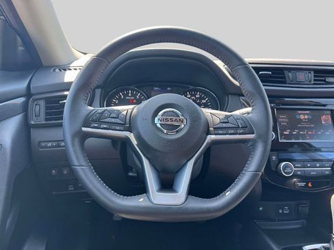 Used 2020 Nissan Rogue SV AWD/4WD image 12