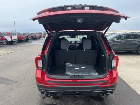 New 2026 Ford Explorer ST image 14