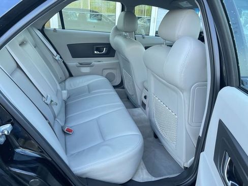 Used 2007 Cadillac CTS 2.8 RWD image 23