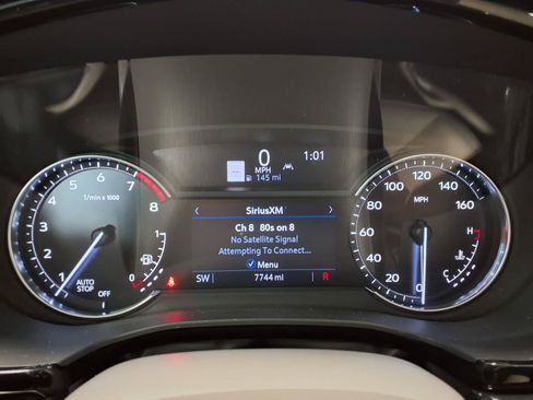Certified 2025 Cadillac XT6 Premium Luxury FWD image 29