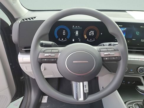 New 2026 Hyundai Kona SE image 17