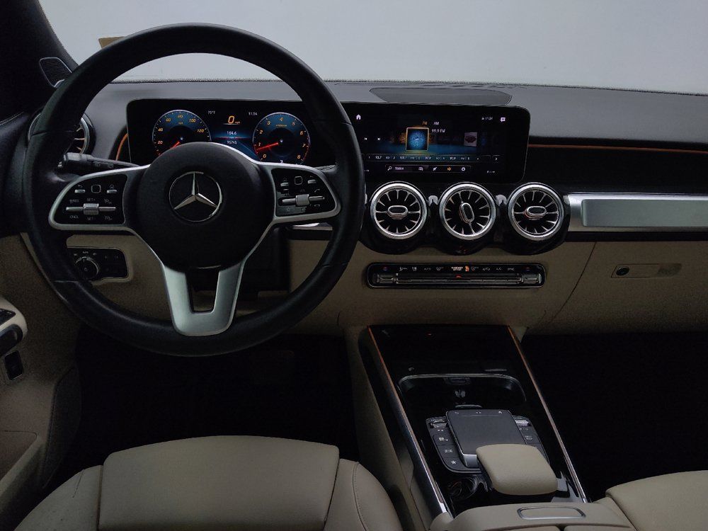 Used 2021 Mercedes-Benz GLB 250 w/ Premium Package image 22