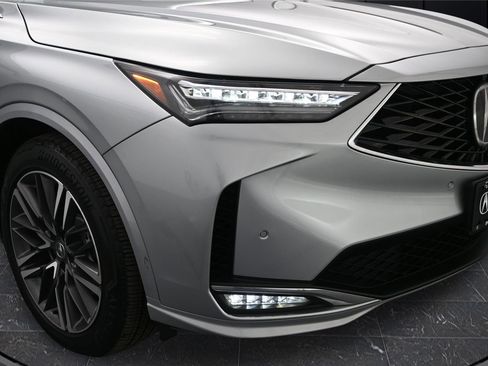 Certified 2026 Acura MDX SH-AWD w/ Advance Package image 16
