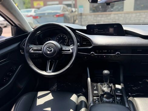 Used 2023 MAZDA MAZDA3 s FWD image 25