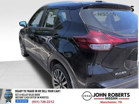 Used 2023 Nissan Kicks SV FWD image 6