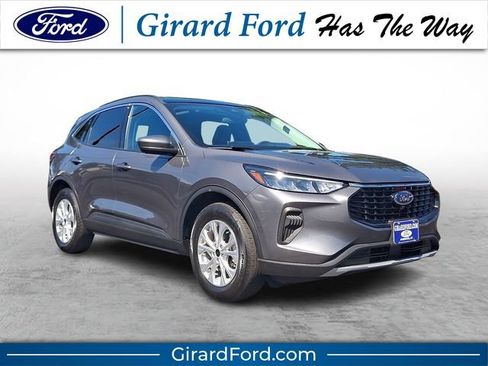 Used 2023 Ford Escape Active w/ Tech Pack #2 AWD/4WD image 1