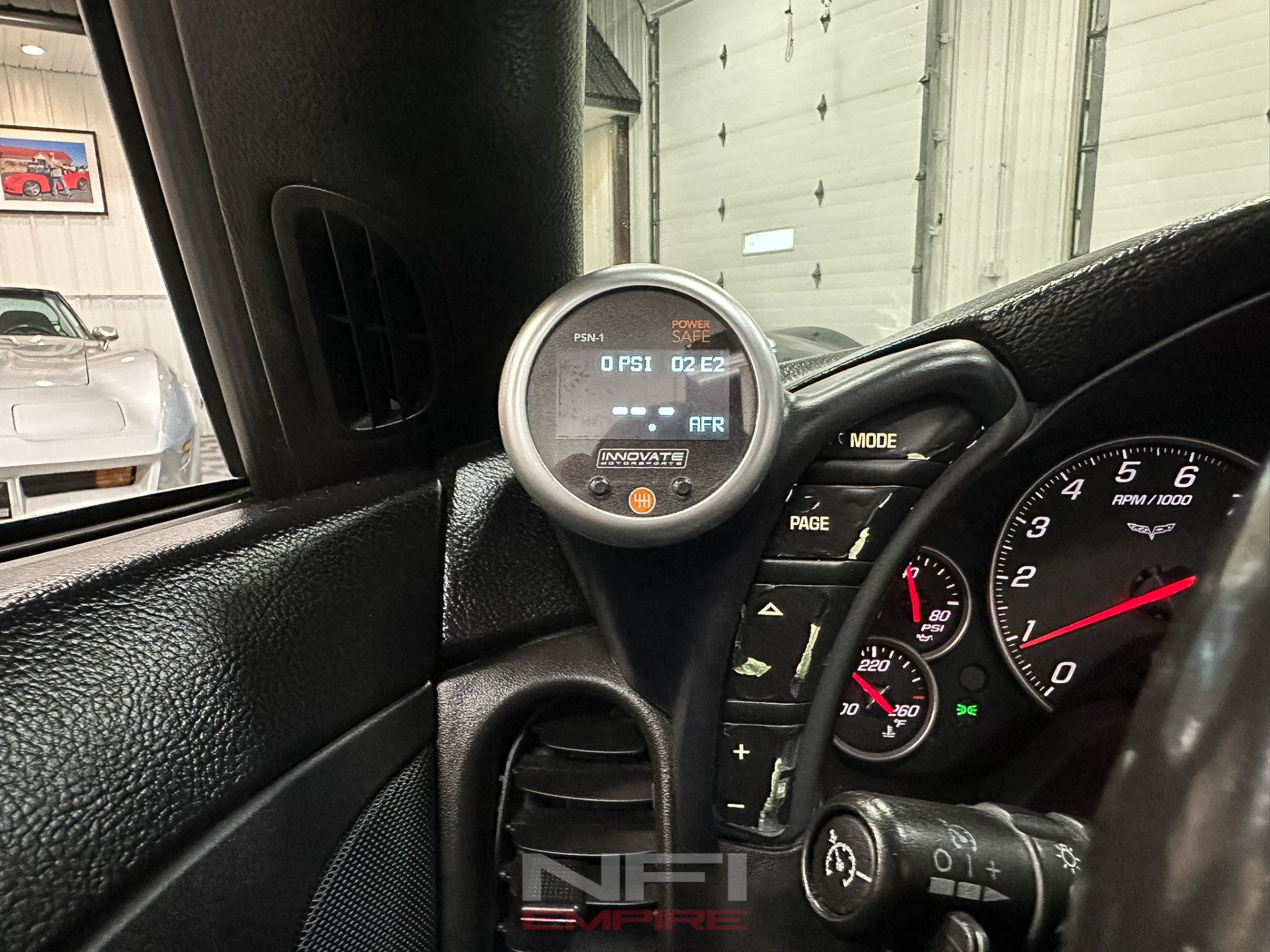 Used 2006 Chevrolet Corvette Coupe w/ Preferred Equipment Group RWD image 40