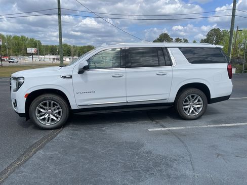 Certified 2023 GMC Yukon XL SLT w/ SLT Luxury Package RWD image 1