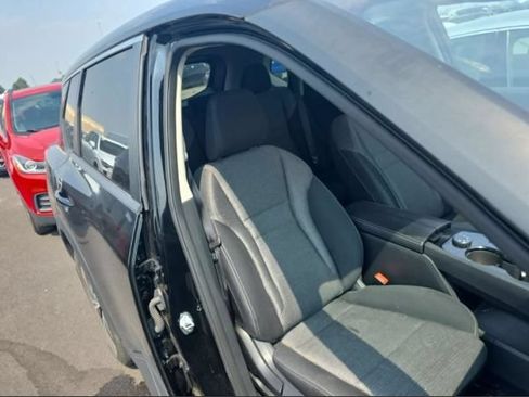 Used 2022 Nissan Rogue SV AWD/4WD image 10