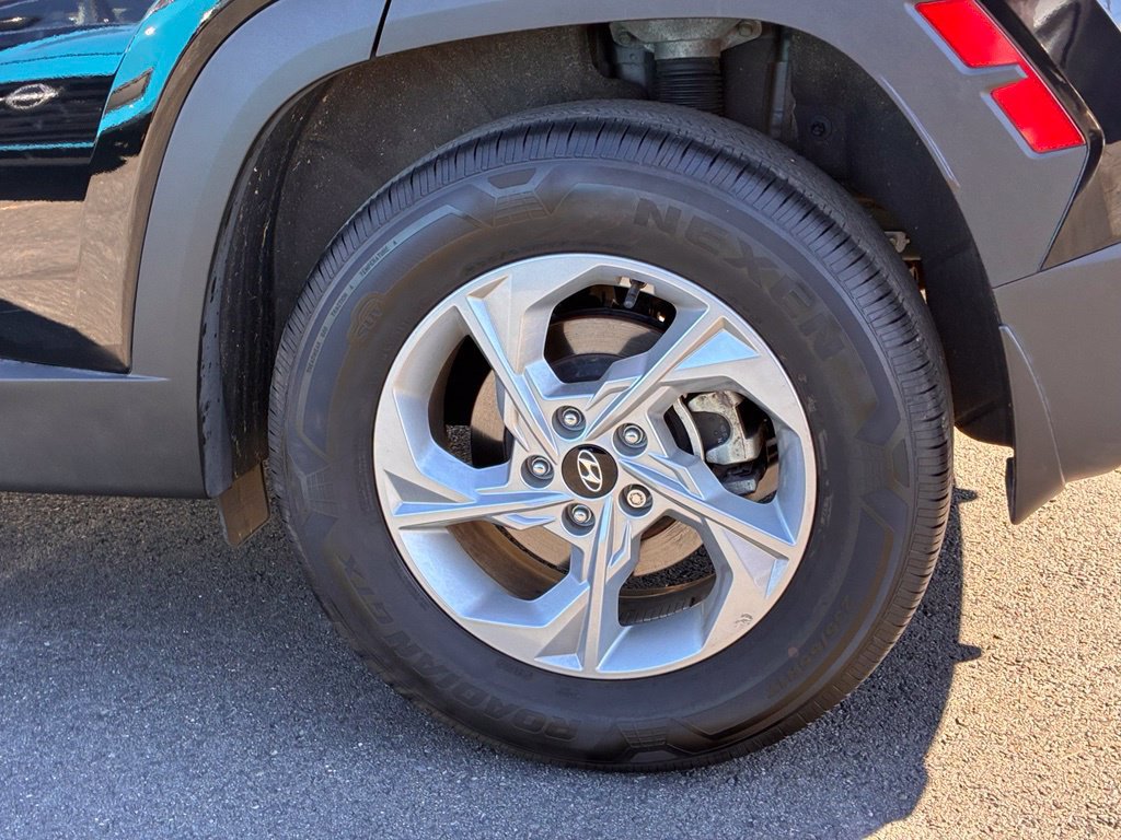 Certified 2024 Hyundai Tucson SE AWD/4WD image 45