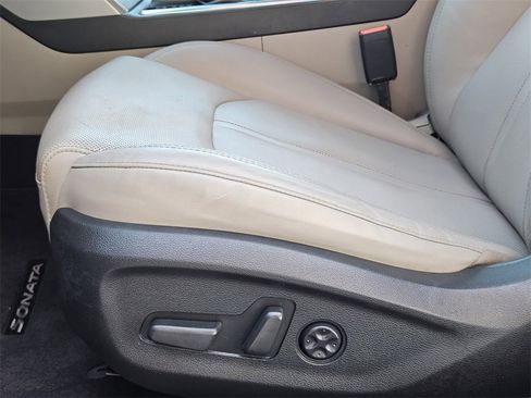 Used 2017 Hyundai Sonata Limited w/ Ultimate Package 02 image 23