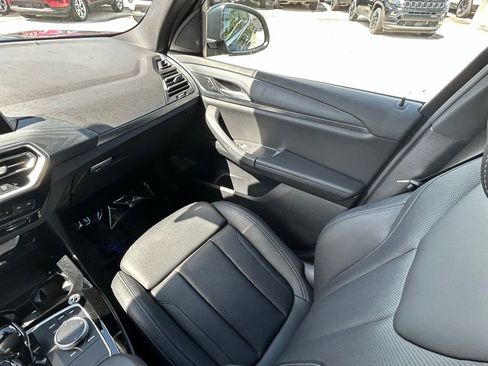 Used 2024 BMW X3 sDrive30i image 11